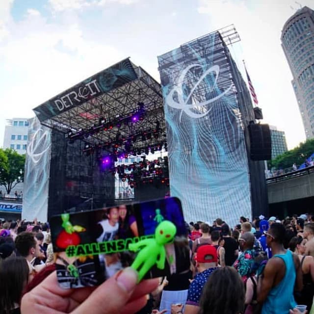 Movement main stage