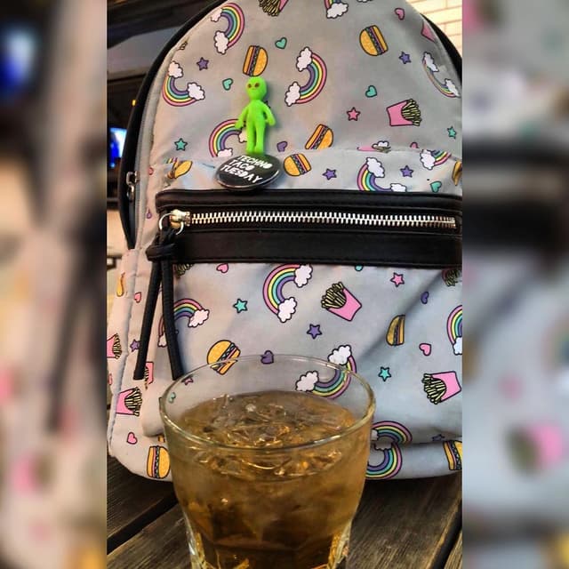 Squire Lounge