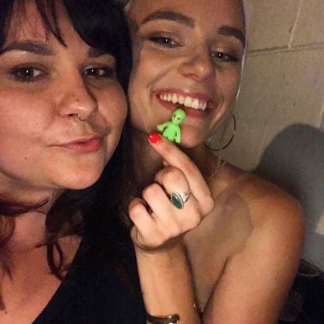 Deb & eyebrow babe