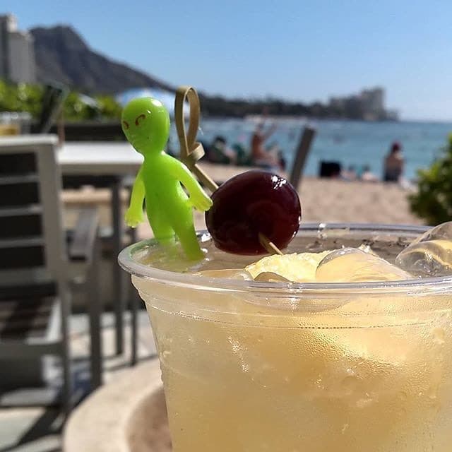 Cocktail alien