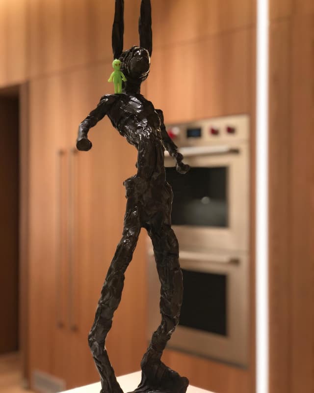 Barry Flanagan alien