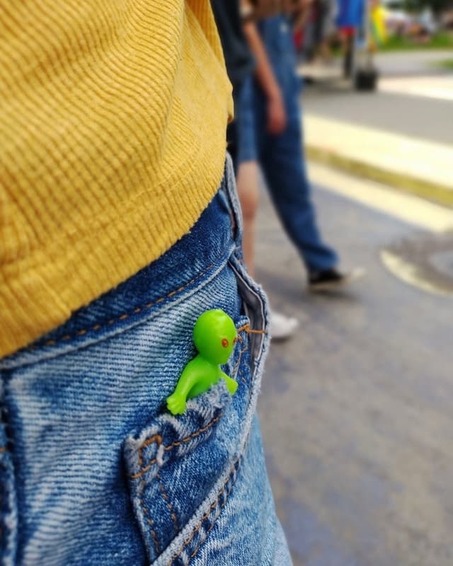 Letícia’s first alien